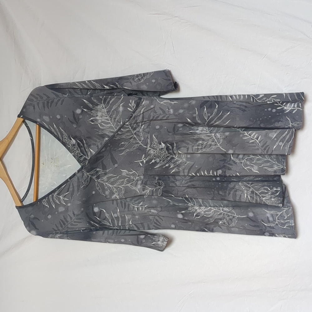Blue Sky tunic dress grey seaweed grasses floral grey v-neck bamboo large